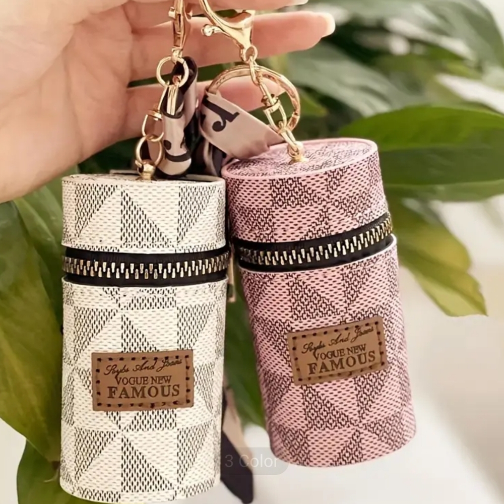 Nwt Small Pouch Keychain - Picture 3 of 3